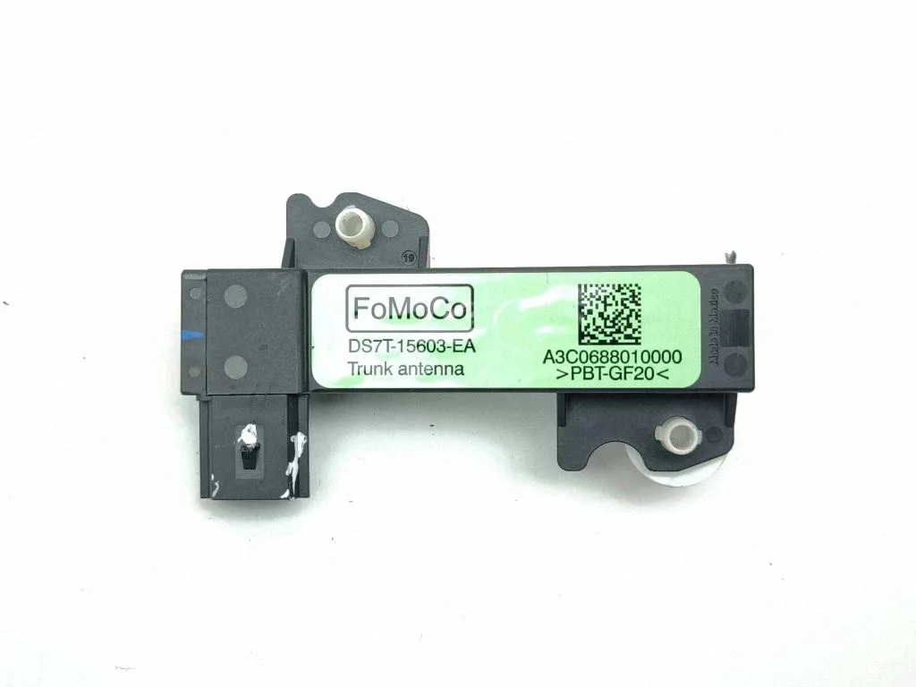 Antenas pastiprinātājs – Ford Kuga III (2020-)