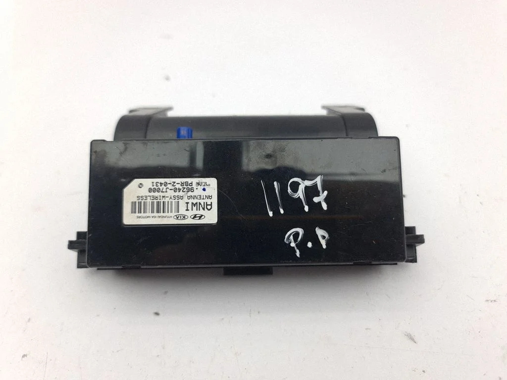 Aerial antenna amplifier – KIA Ceed (2018-)