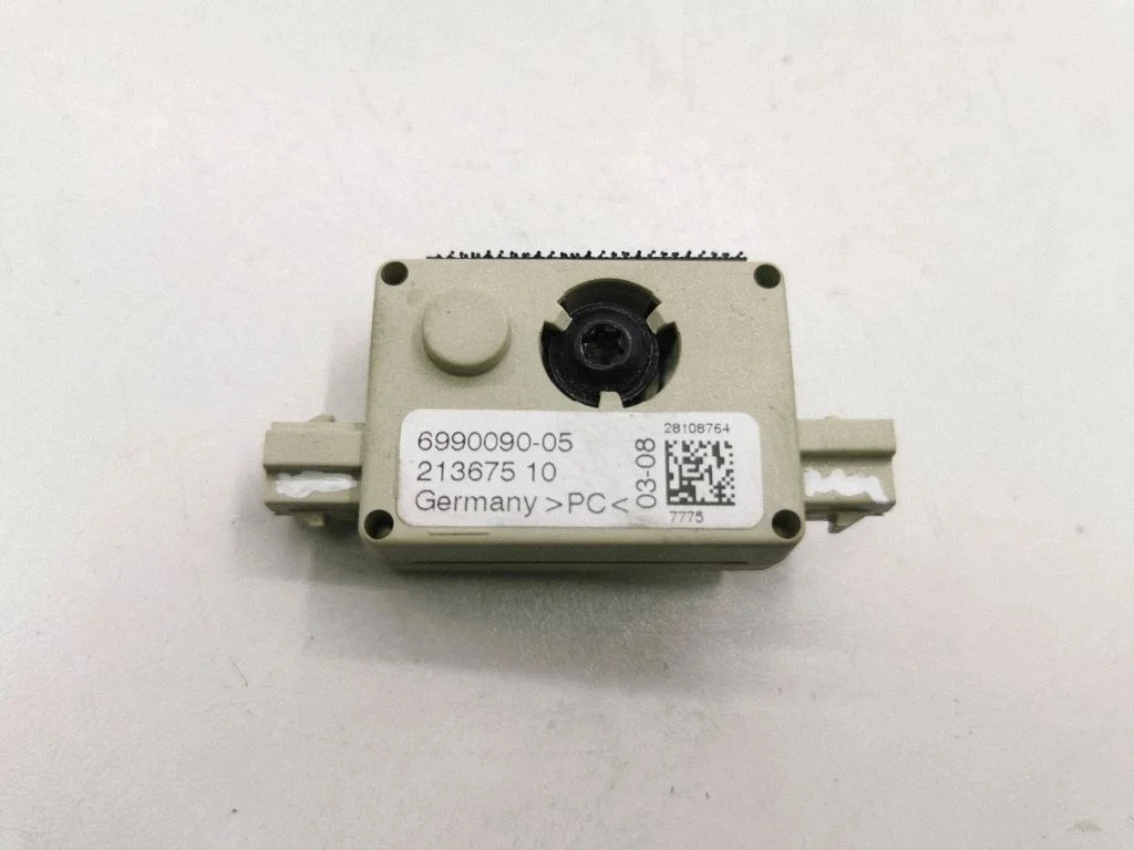 Antenas pastiprinātājs 6990090