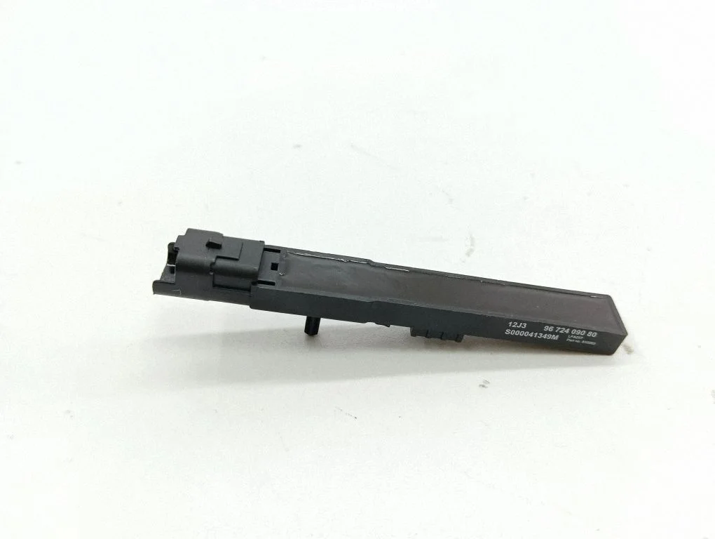 Antenni võimendi – Citroen C4 Grand Picasso (2013-2018)