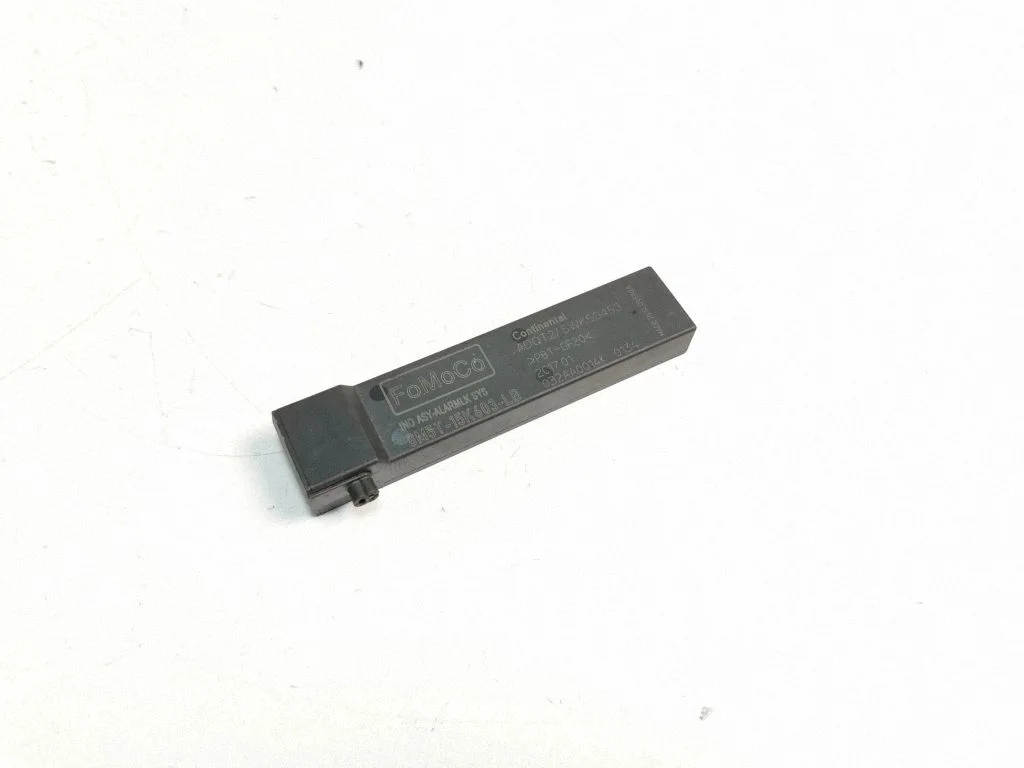 Antenas pastiprinātājs 8M5T15K603LB