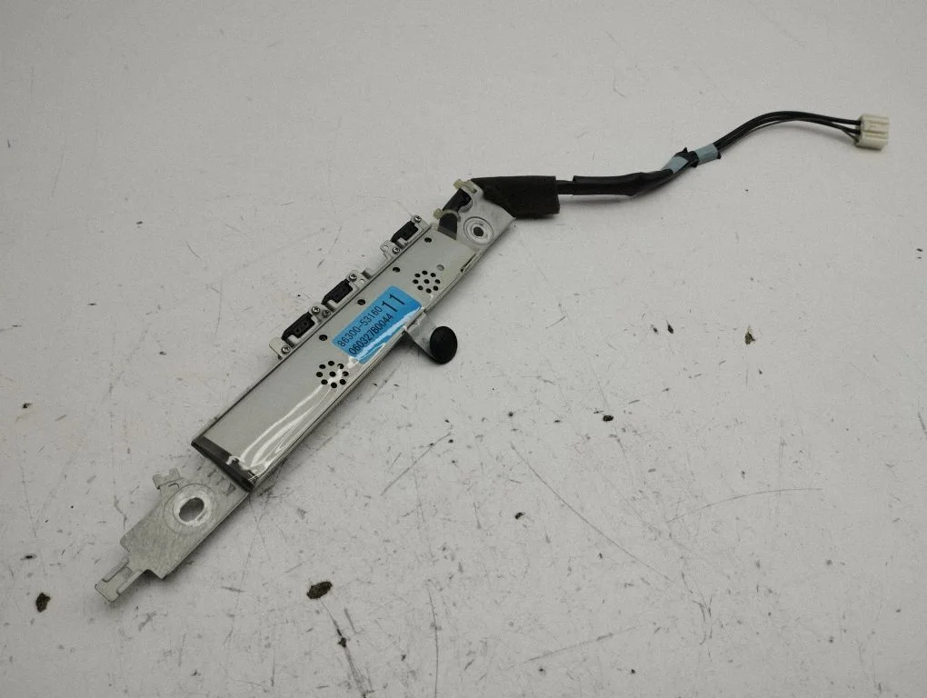 Aerial antenna amplifier – Lexus IS 220D-250-350 (2006-2013)