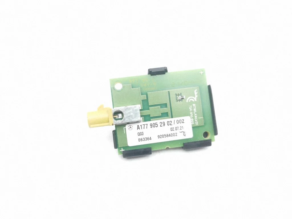 Antenas pastiprinātājs A1779052902