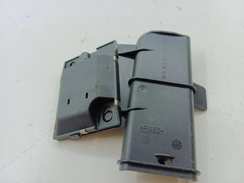 Antenas pastiprinātājs A1648230014