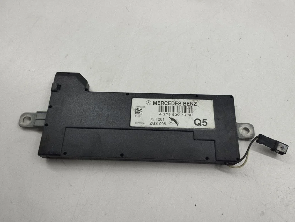 Aerial antenna amplifier A2038207989