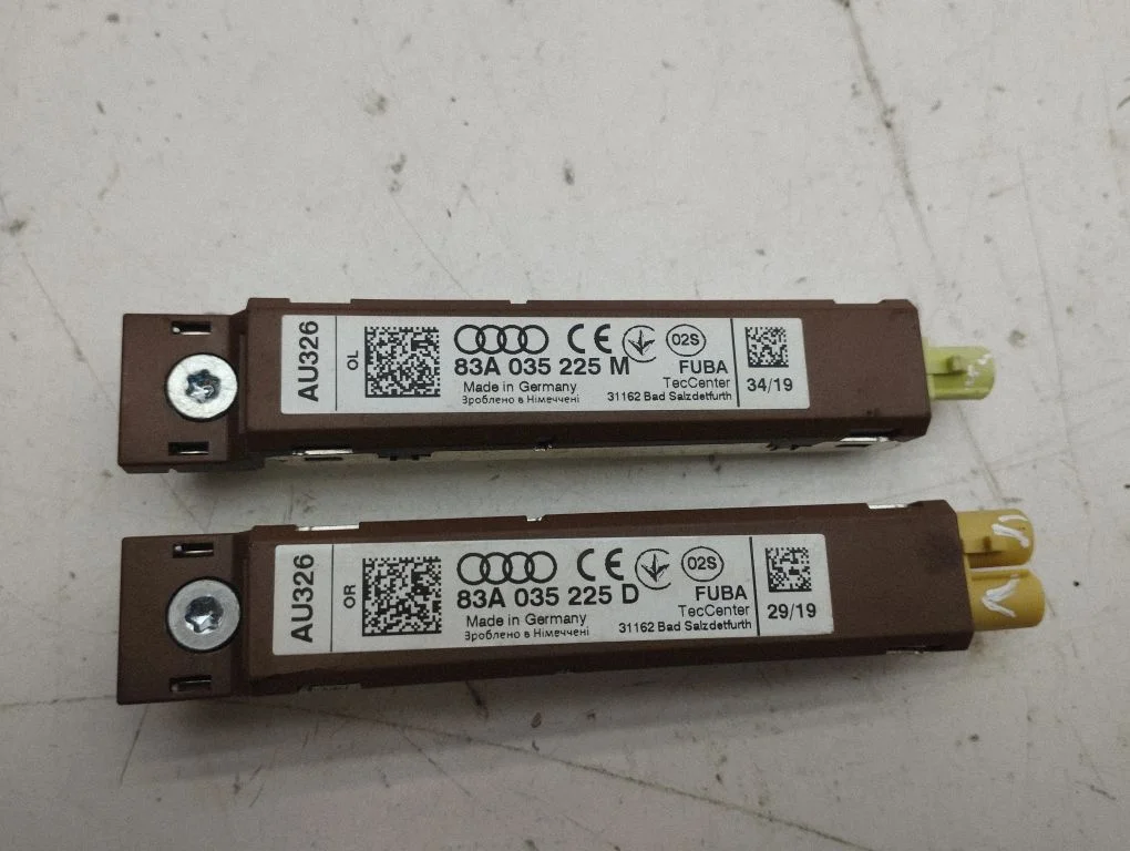 Antenas pastiprinātājs 83A035225D