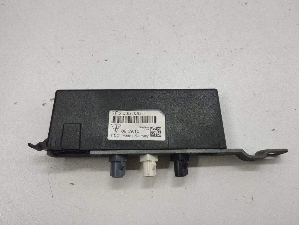 Antenas pastiprinātājs – Porsche Cayenne (92A) (2010-2017)