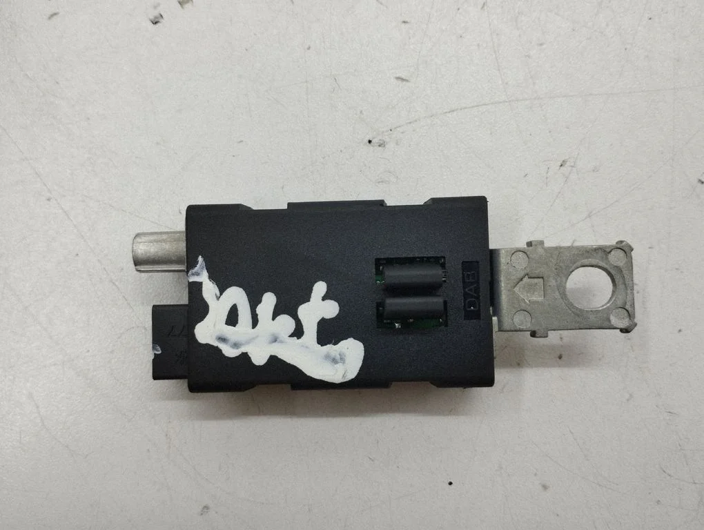 Antenas pastiprinātājs – Citroen C5 Aircross (2017-2024)