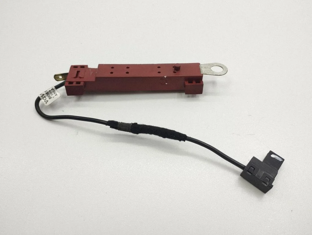 Aerial antenna amplifier – Volvo V50 (2008-2012)