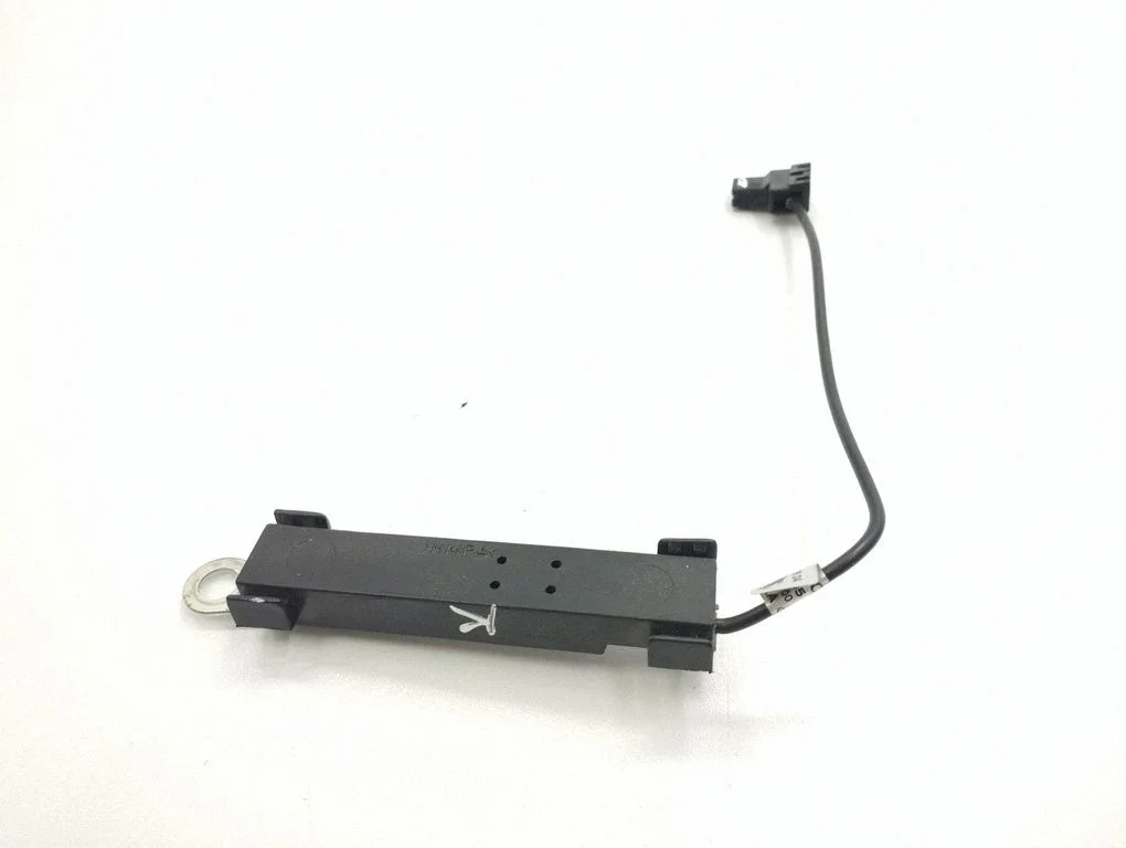 Aerial antenna amplifier – Volvo V50 (2008-2012)