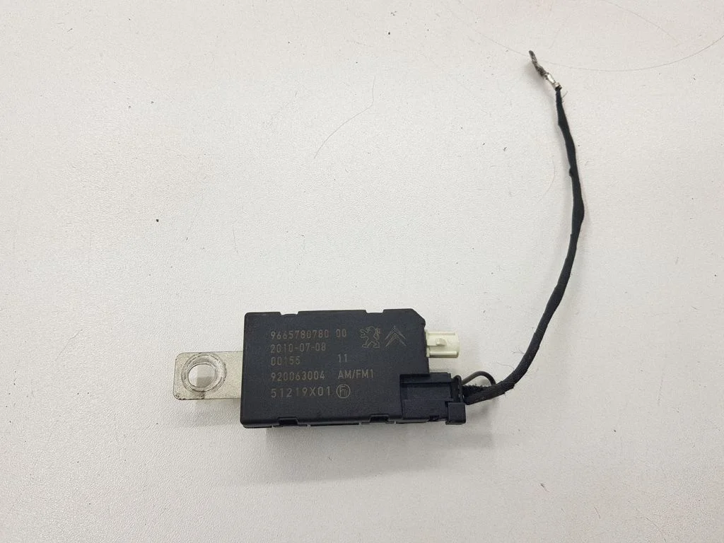 Aerial antenna amplifier 9665780780