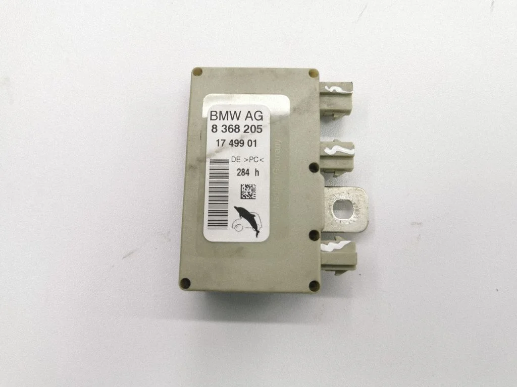 Aerial antenna amplifier – BMW 7 Series E65 E66 (2001-2008)