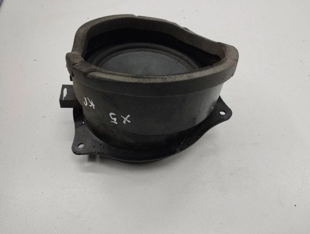 Front door speaker 65138381549