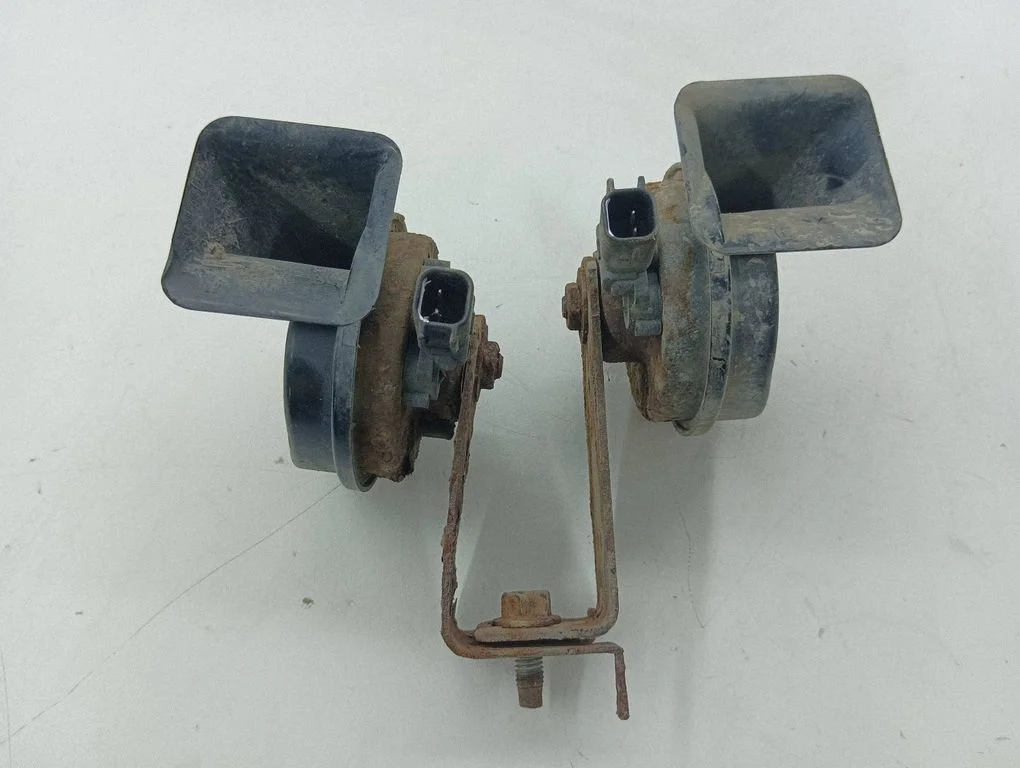 Horn signal – Chrysler Voyager (1996-2001)