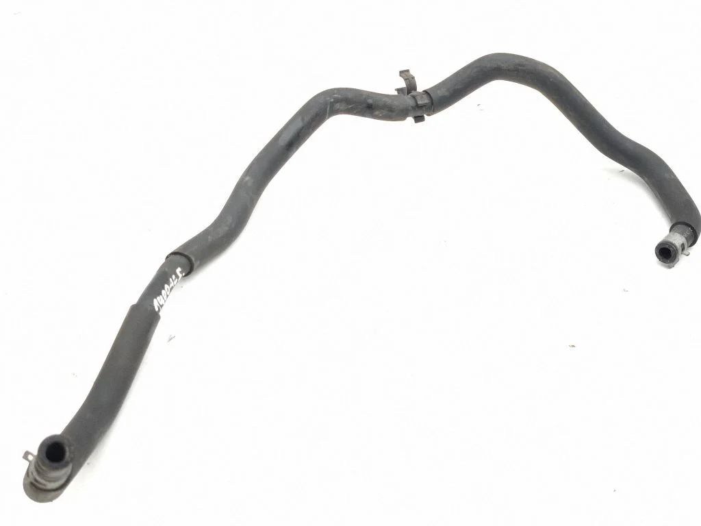 Breather/breather pipe/hose