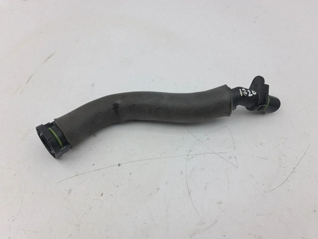 Breather/breather pipe/hose