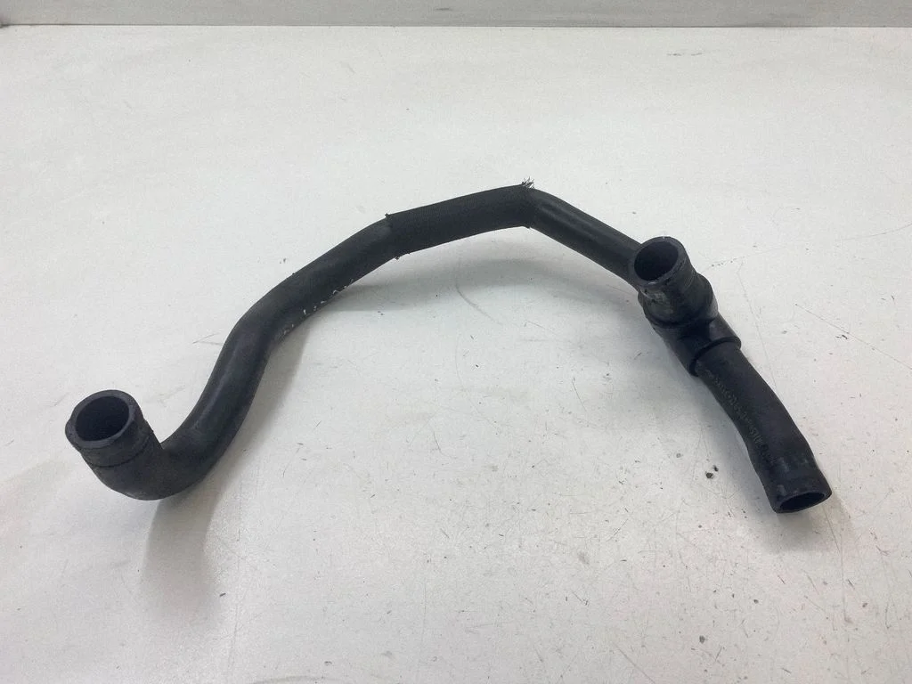 Breather/breather pipe/hose