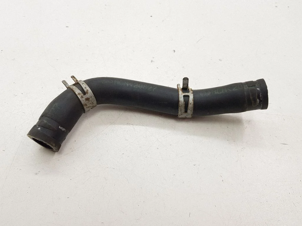 Kartera ventilācija/caurulīte(-s)/šļūtene(-s)