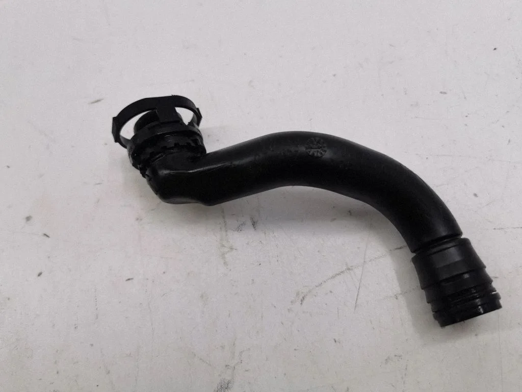 Odma / przewody odmy 5Q0129637C