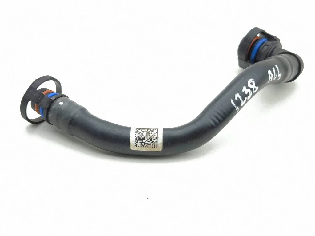 Odma / przewody odmy 05E133366N