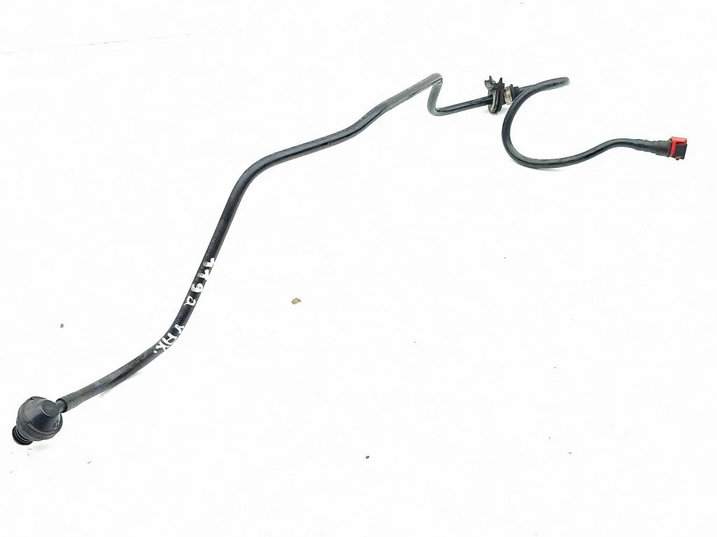 Vacuum line/pipe/hose