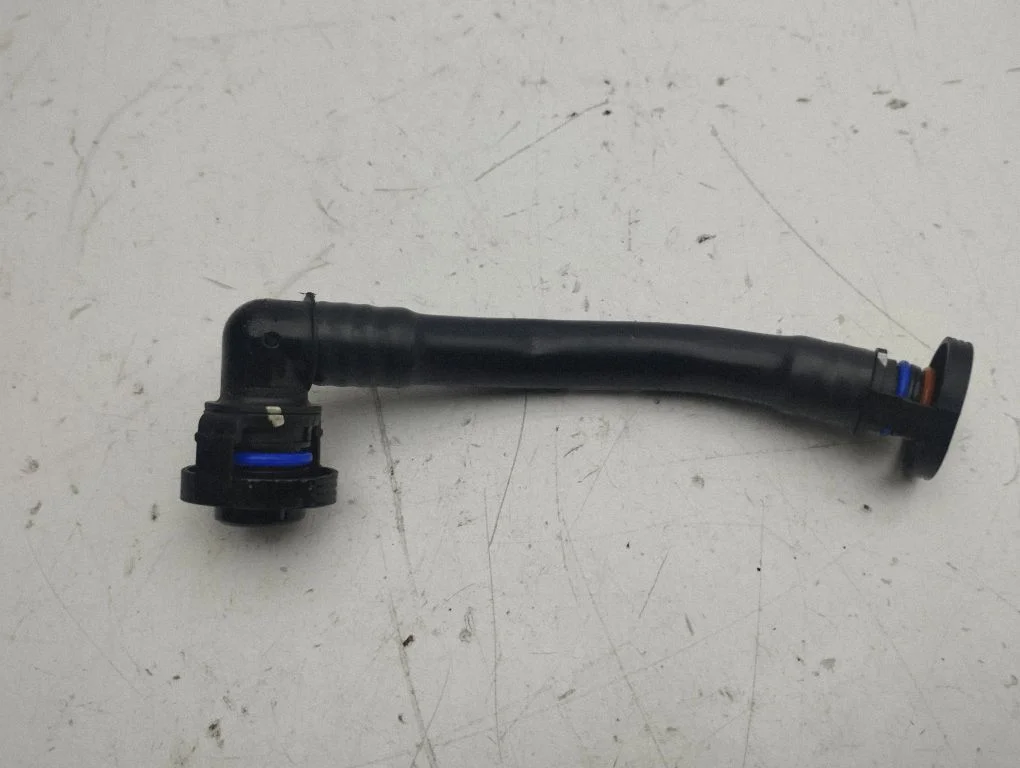 Vacuum line/pipe/hose 05C133352AF