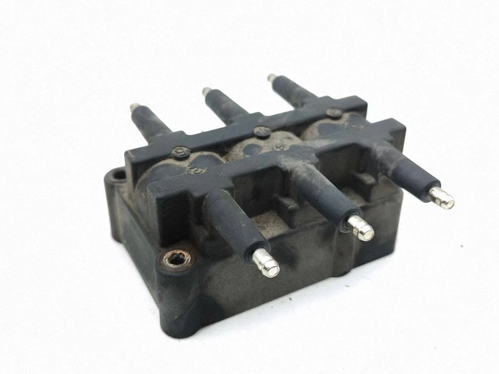High voltage ignition coil S6092520AE