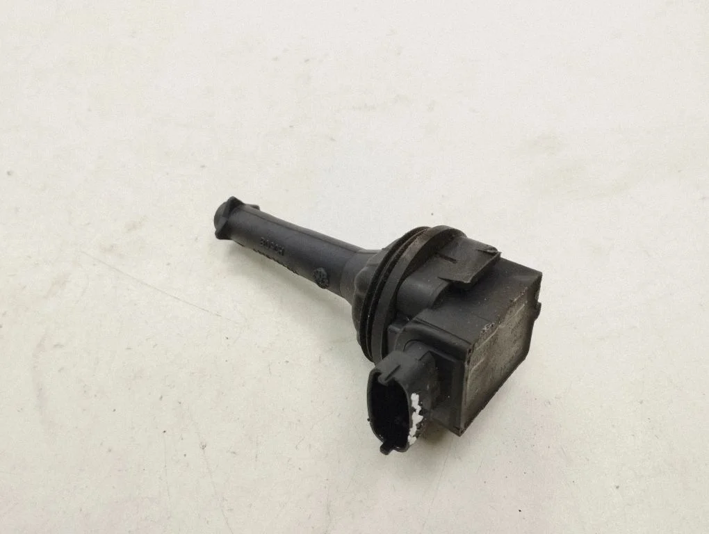 High voltage ignition coil 30713416