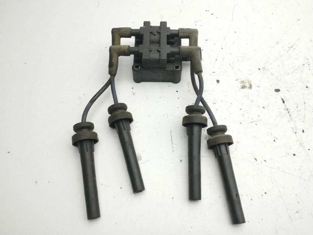High voltage ignition coil 04509143