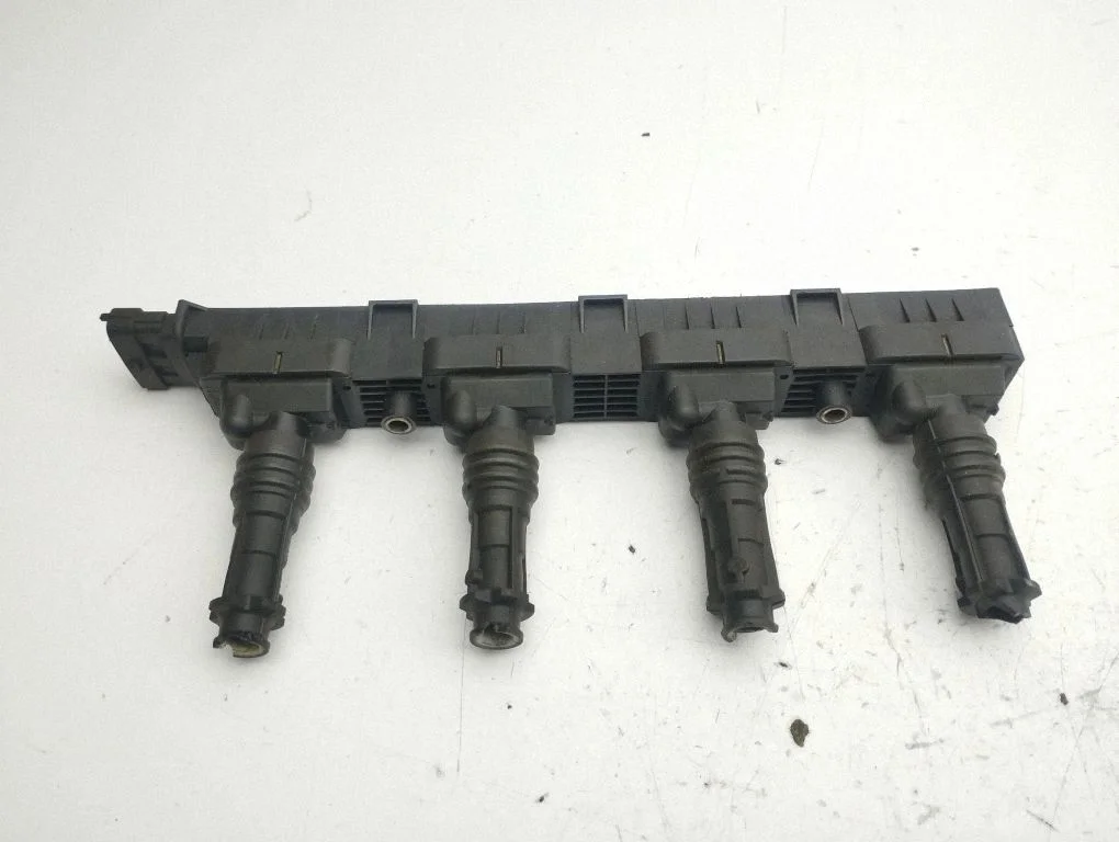 High voltage ignition coil