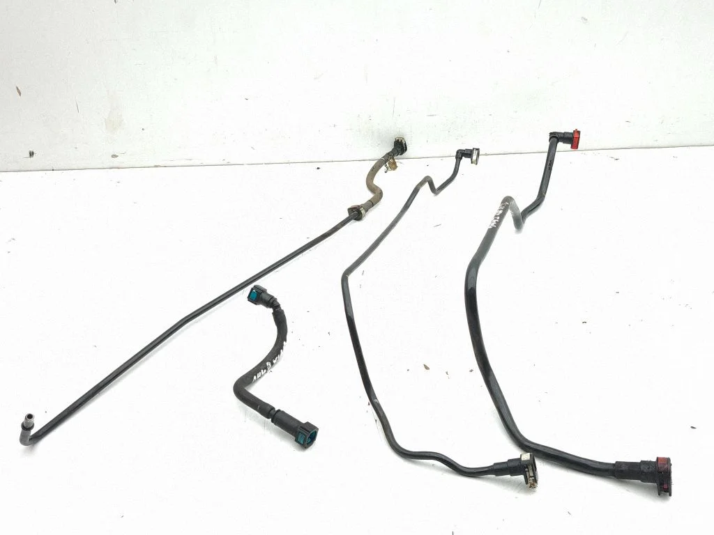 Fuel line/pipe/hose – Volvo S90, V90 (2016-)