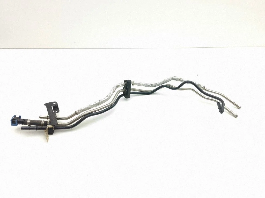 Fuel line/pipe/hose – Jaguar F-Pace (2016-)