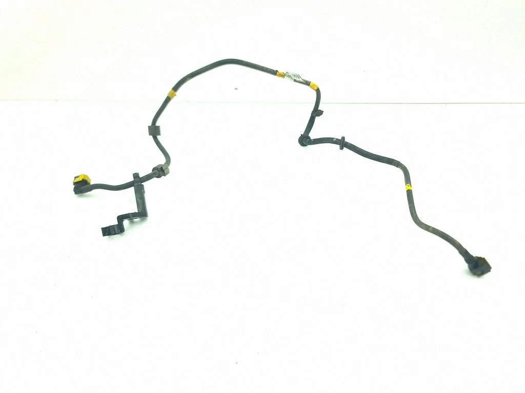 Fuel line/pipe/hose 0C703