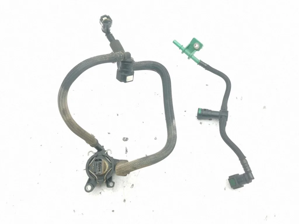 Fuel line/pipe/hose – Peugeot 308 (2013-2021)