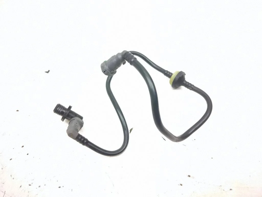 Fuel line/pipe/hose