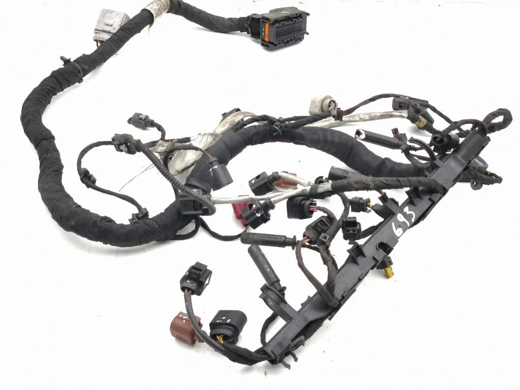 Motora vadu instalācija 04L972627EA