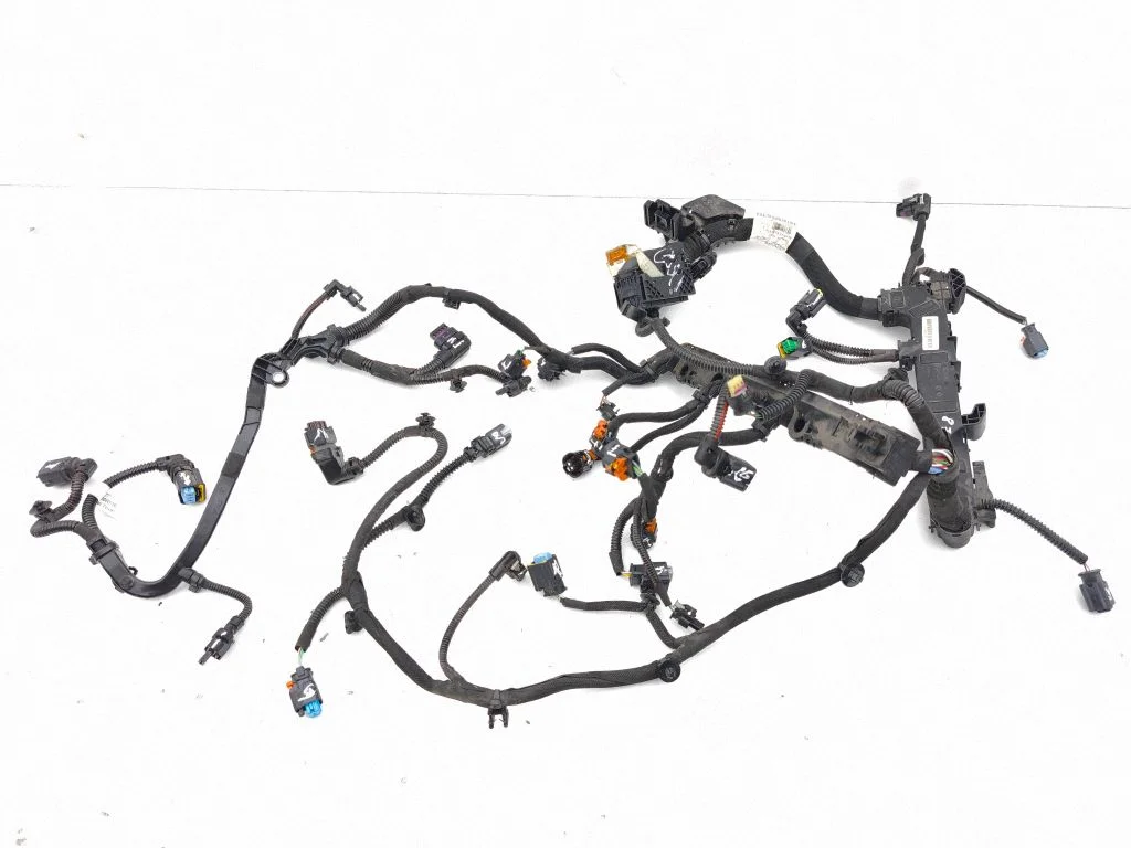 Motora vadu instalācija 9848660780