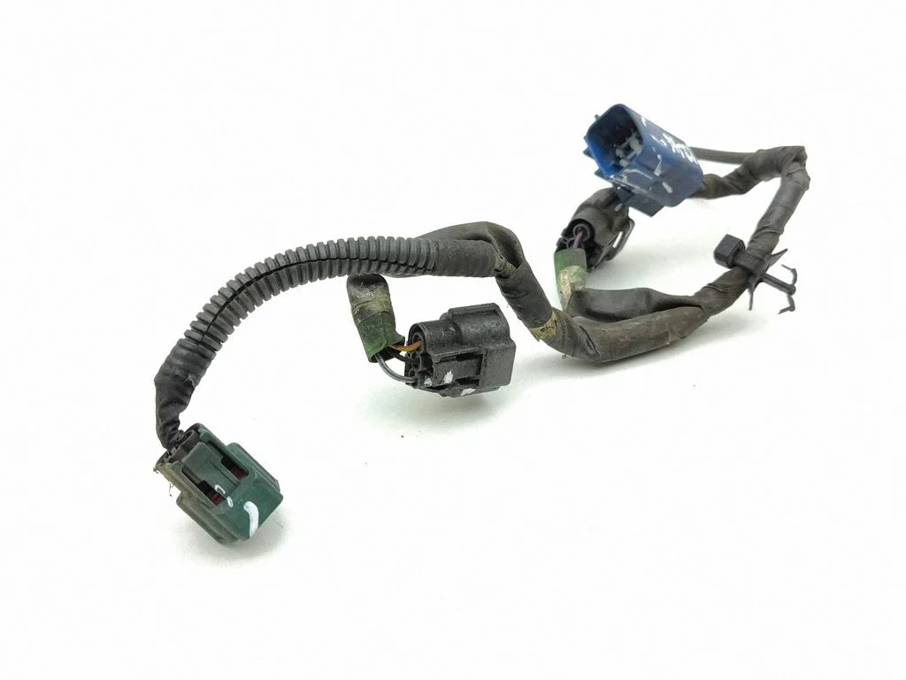 Motora vadu instalācija