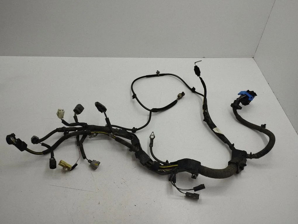 Engine installation wiring loom EH6467P71