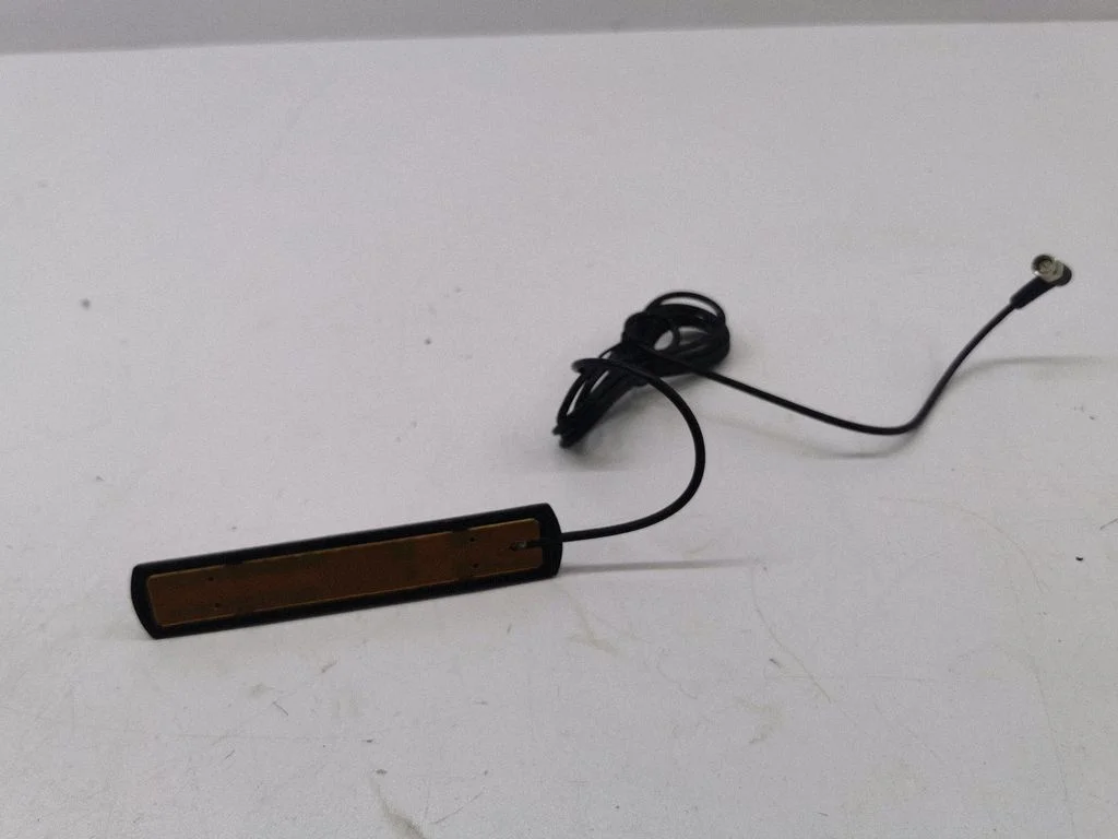 Interior comfort aerial antenna