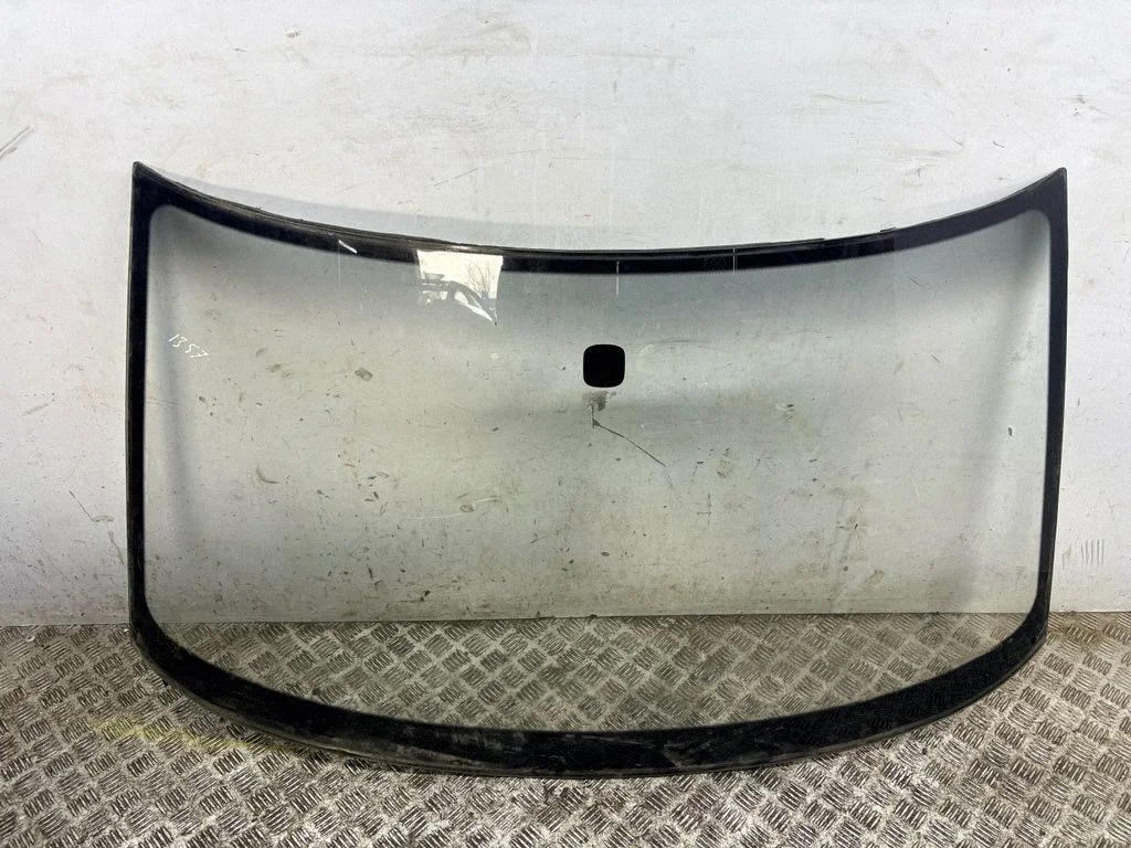 Front windscreen/windshield window