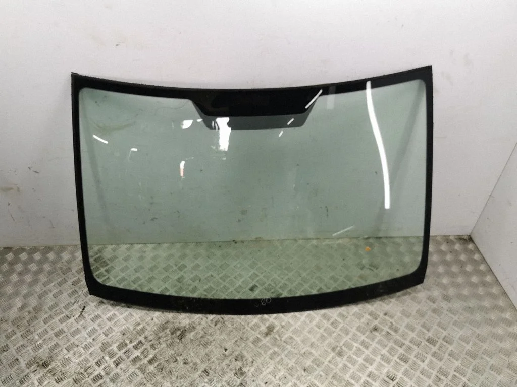 Front windscreen/windshield window
