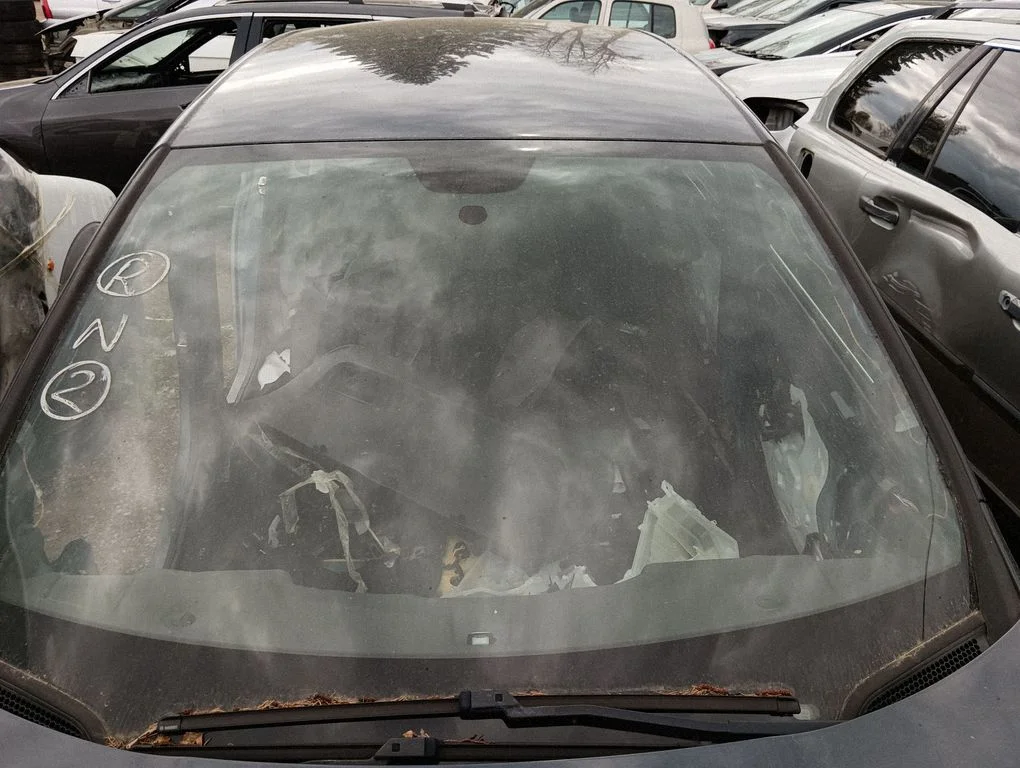Priekšējais stikls