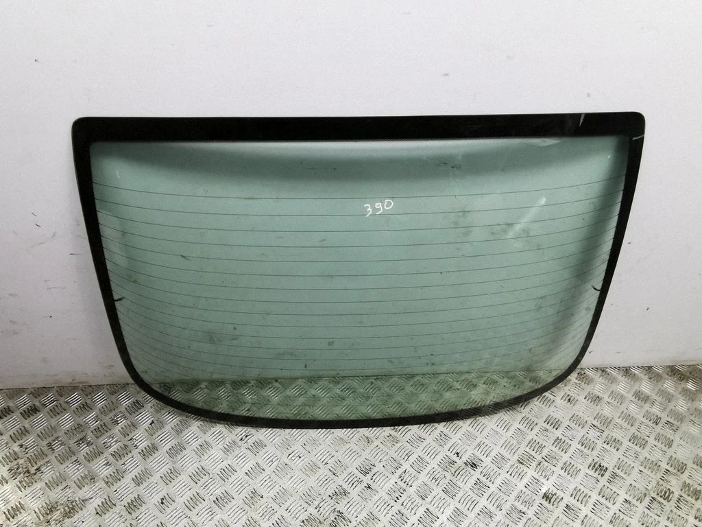 Aizmugurējais stikls E243R007023