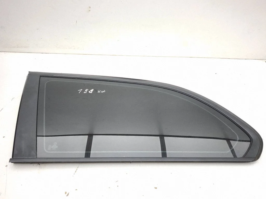 Rear side window 7057408