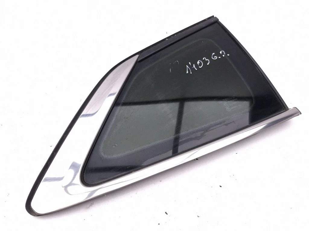 Rear side window – Renault Megane Mégane Renault Sport III (IV Based) (2017-2023)