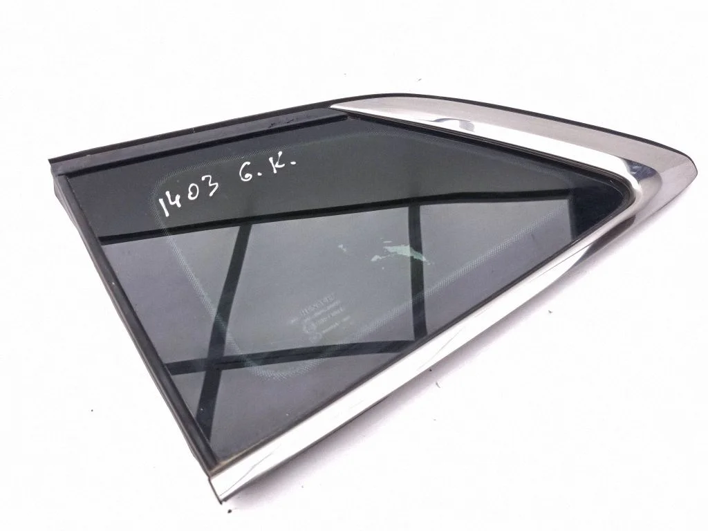 Rear side window – Renault Megane Mégane Renault Sport III (IV Based) (2017-2023)