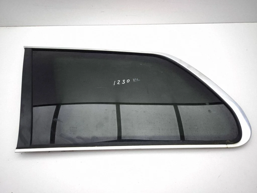 Rear side window – left