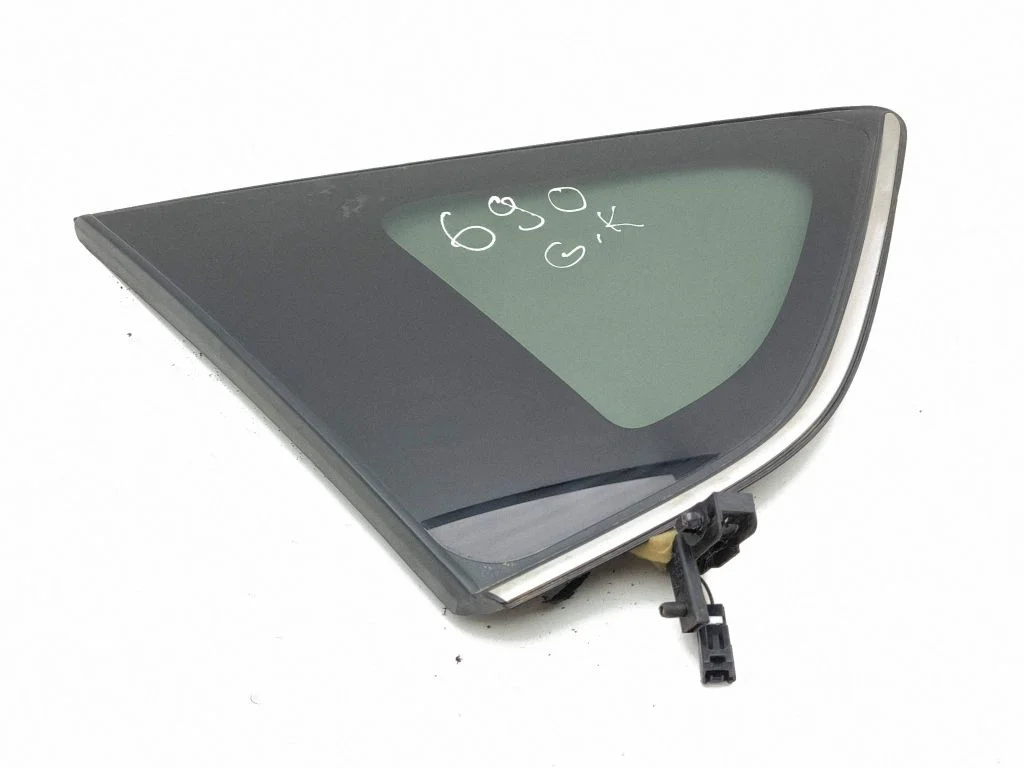 Rear side window – left