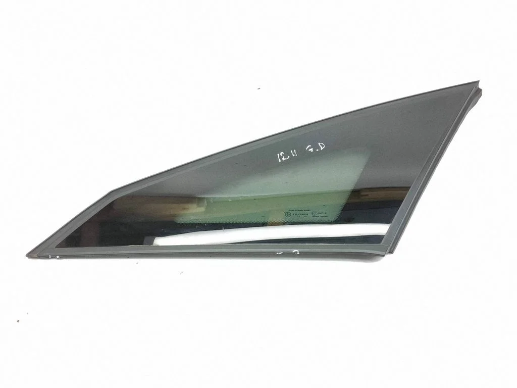 Rear side window 9832918580
